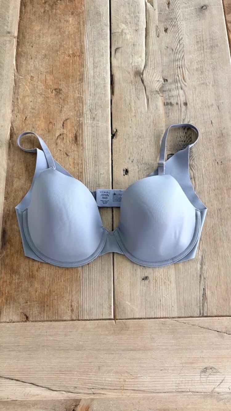 SOMA  Sterling Gray 34D Vanishing 360 Perfect Coverage Bra